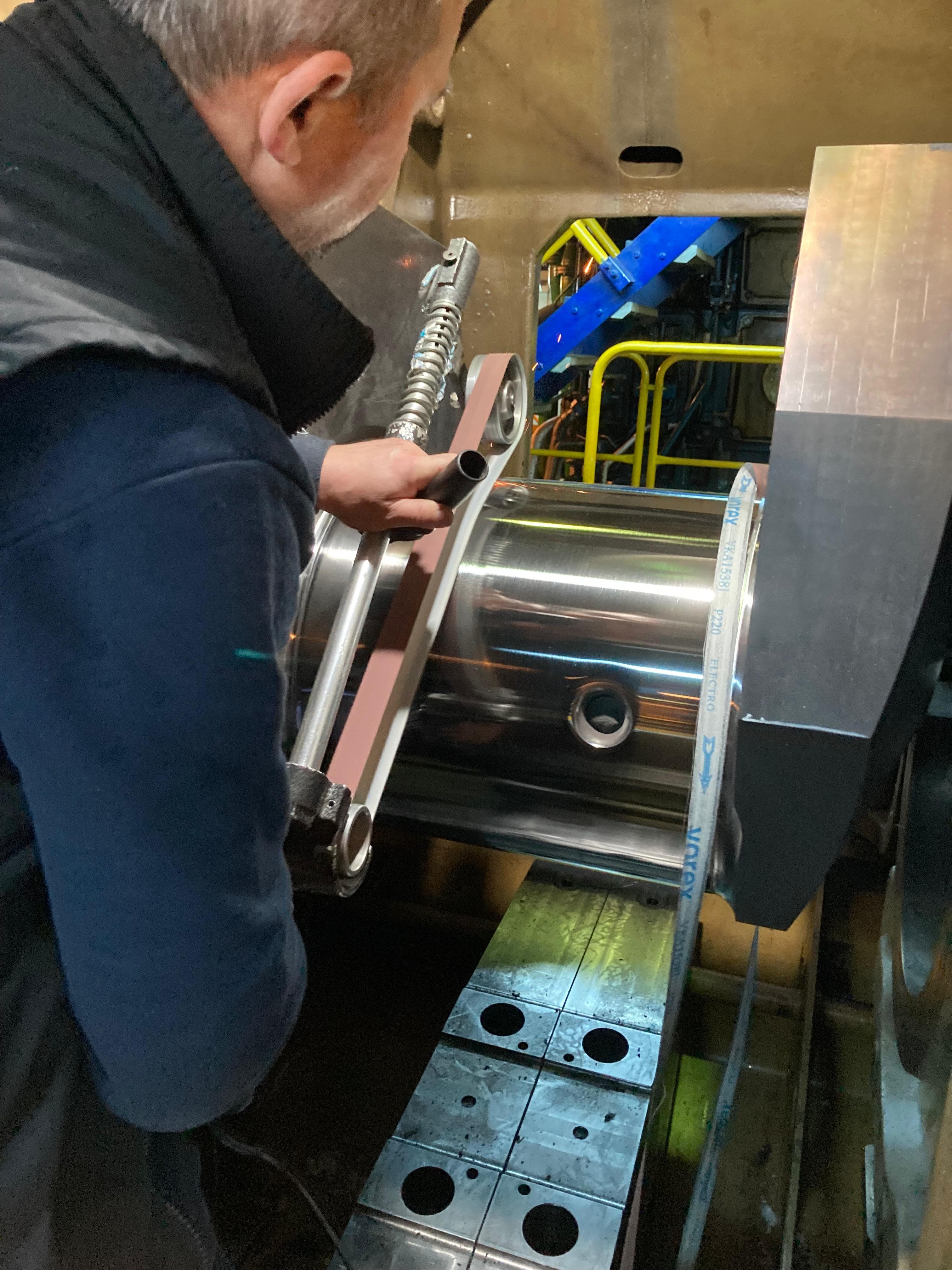 Crankshaft polishing işlemi